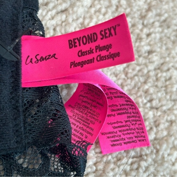 La Senza beyond sexy classic plunge black lace rhinestone Corset bustier bra top - Picture 6 of 9